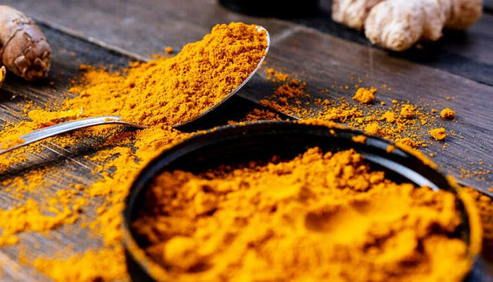 What Does Turmeric Taste Like?