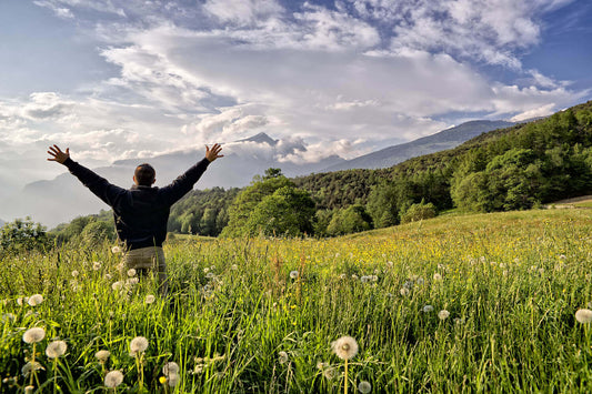 reverse-fatty-liver-disease-happy-man-nature
